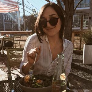 Meet your Posher, Emily